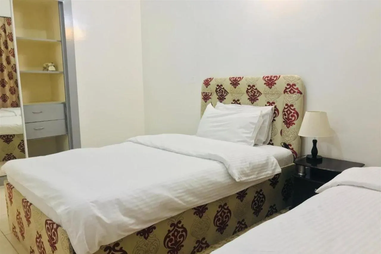 Skylark Hotel Apartments Al Barsha Dubái